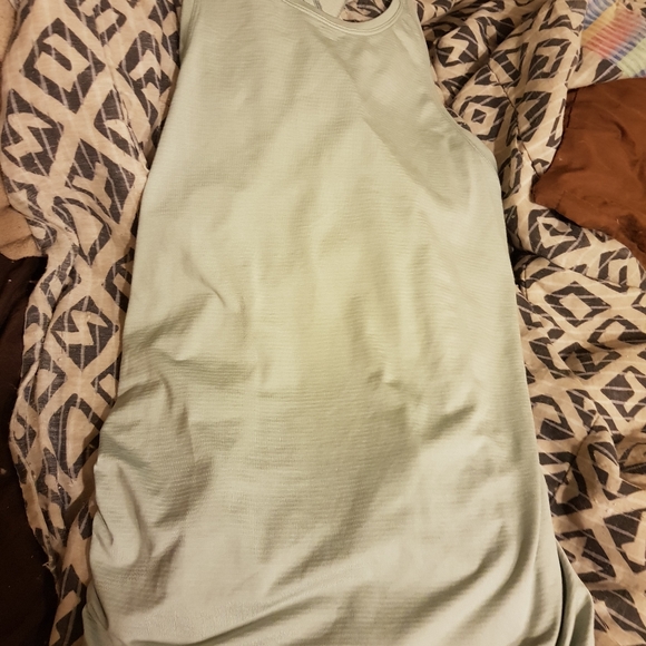 Lululemon Light Weight Racer Back - Picture 2 of 4